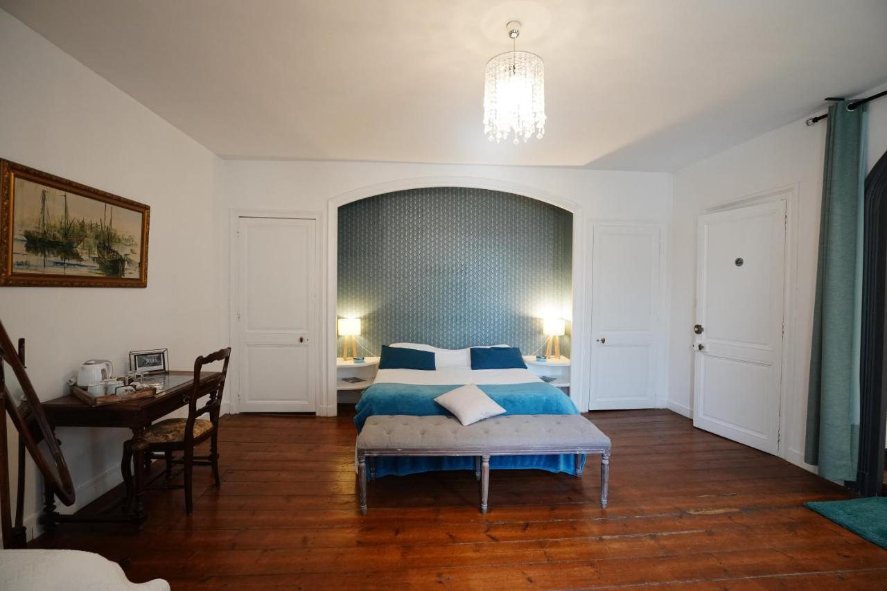 Chateau De Champblanc Cherves-de-Cognac Bagian luar foto