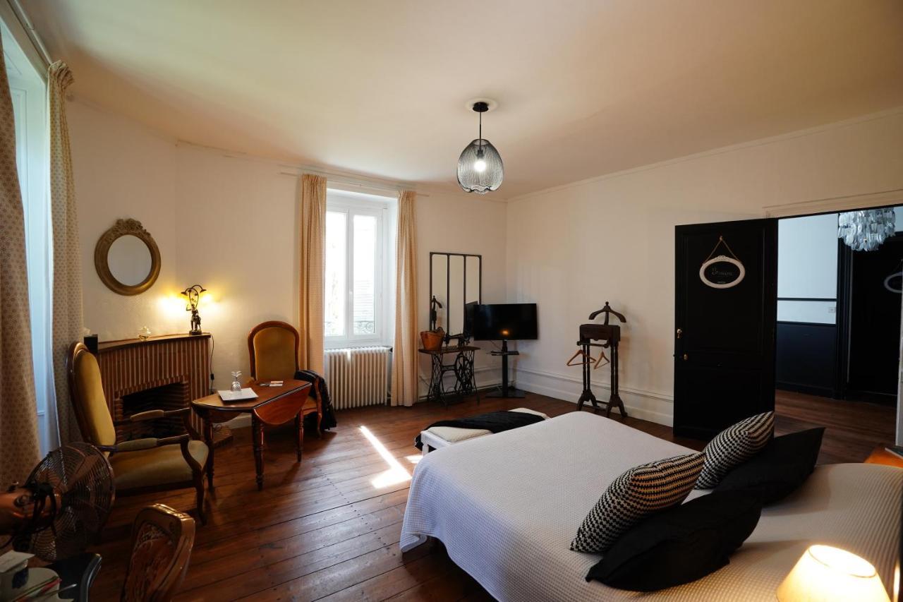 Chateau De Champblanc Cherves-de-Cognac Bagian luar foto